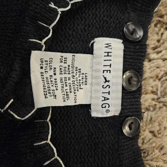 White Stag Size S Embroidered Sequin Winter Snowflakes Black Cardigan Button - Picture 4 of 8
